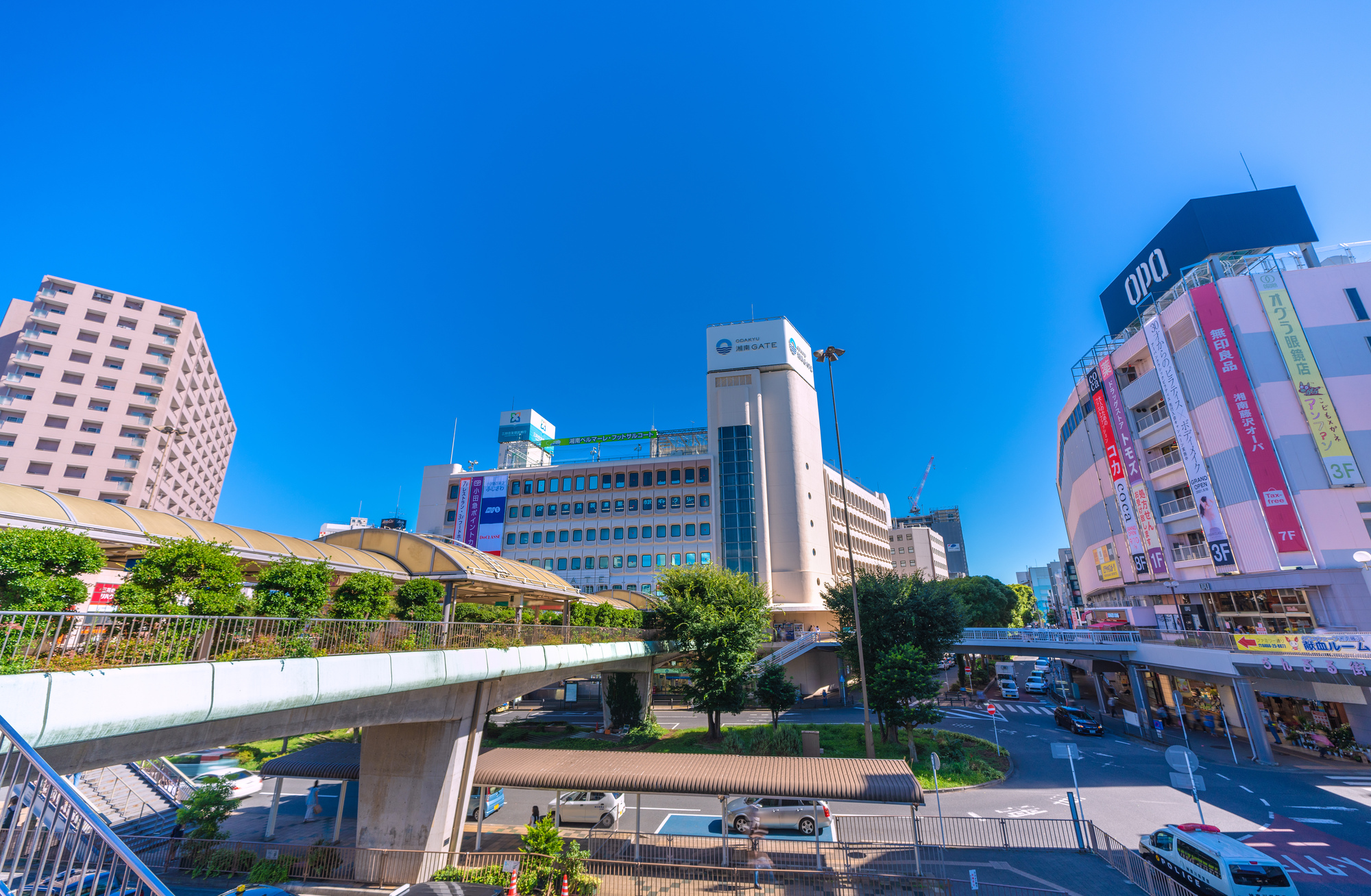 【観光客でにぎわう湘南の街】藤沢（藤沢市）